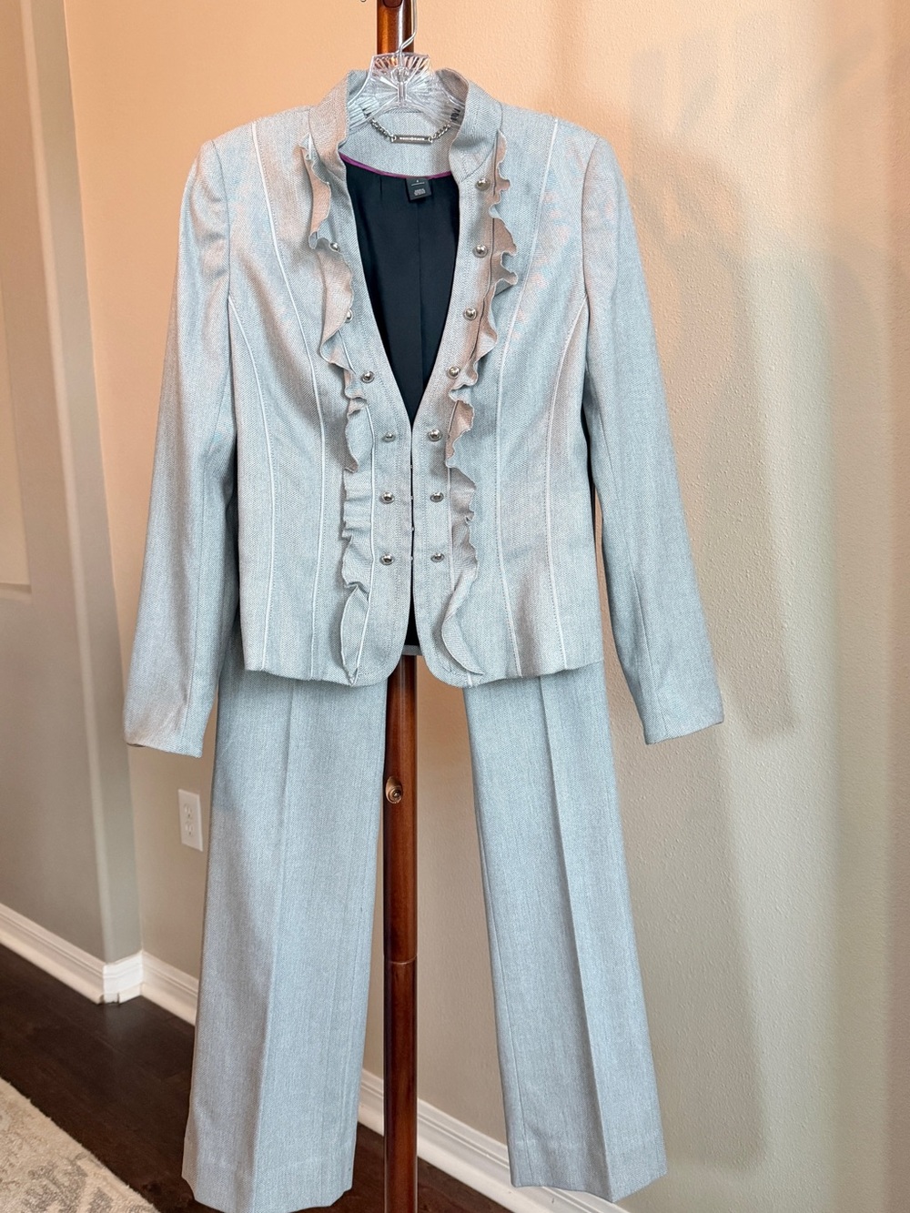 White House Black Market "Legacy" Herringbone Pant Suit Size 4/2R